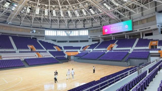 武汉女足2-0东孟加拉女足提前出线，王霜双响，奥乌苏屡失良机